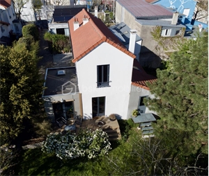 maison traditionnelle à la vente -   93100  MONTREUIL, surface 111 m2 vente maison traditionnelle - UBI466016159